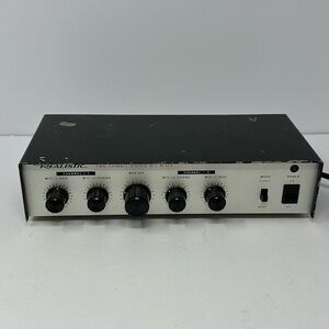 Vintage Two-Channel Stereo Mic Mixer Realistic (Model: 33-1057A) power tested W2